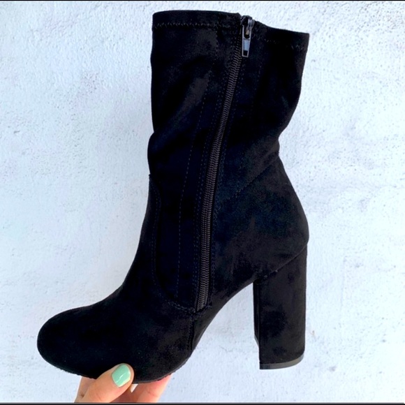 Rose🌹Booties, Black - Various Sizes - Picture 3 of 4